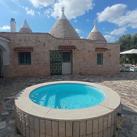 Villa Il Leccio - Trulli Cisternino Bagian luar foto
