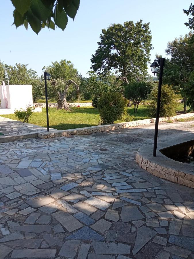 Villa Il Leccio - Trulli Cisternino Bagian luar foto